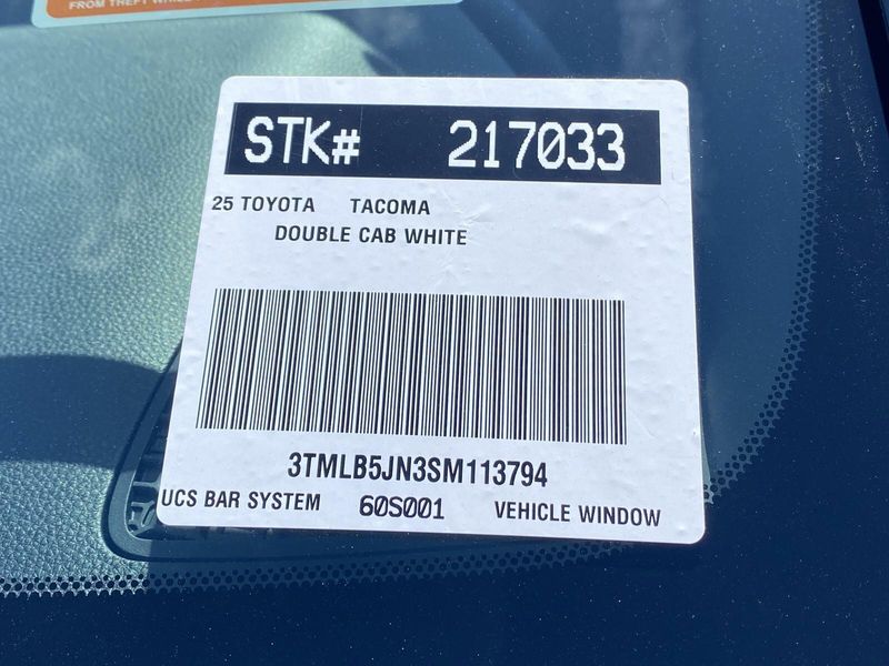 2025 Toyota Tacoma SR5Image 21