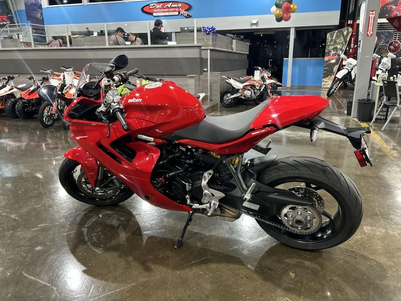 Used 2024 Ducati SUPERSPORT 950 Image 22