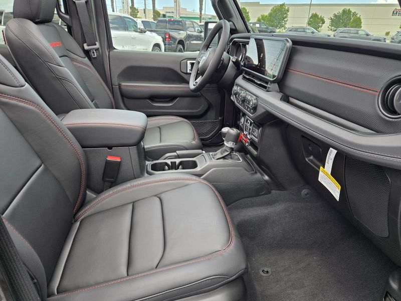 New 2026 Jeep Wrangler 4-door Rubicon X