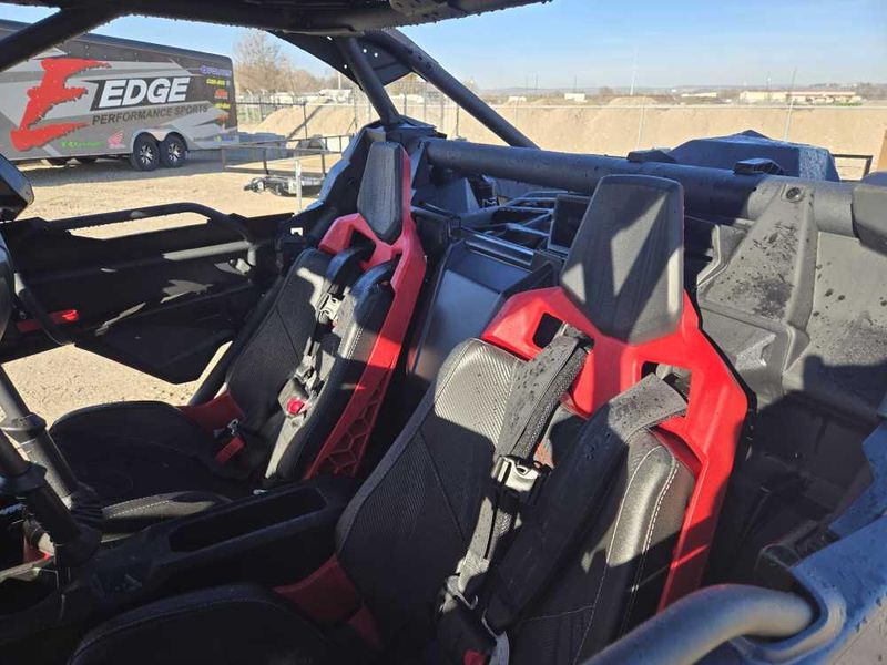 New 2026 Can-Am MAVERICK MAX XDS 64 TRR 