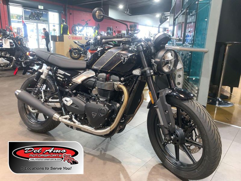 2025 Triumph SPEED TWIN 900 Image 1