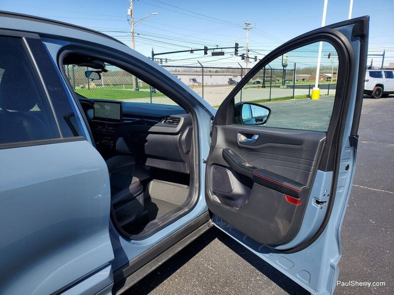 Used 2024 Ford Escape ST-Line