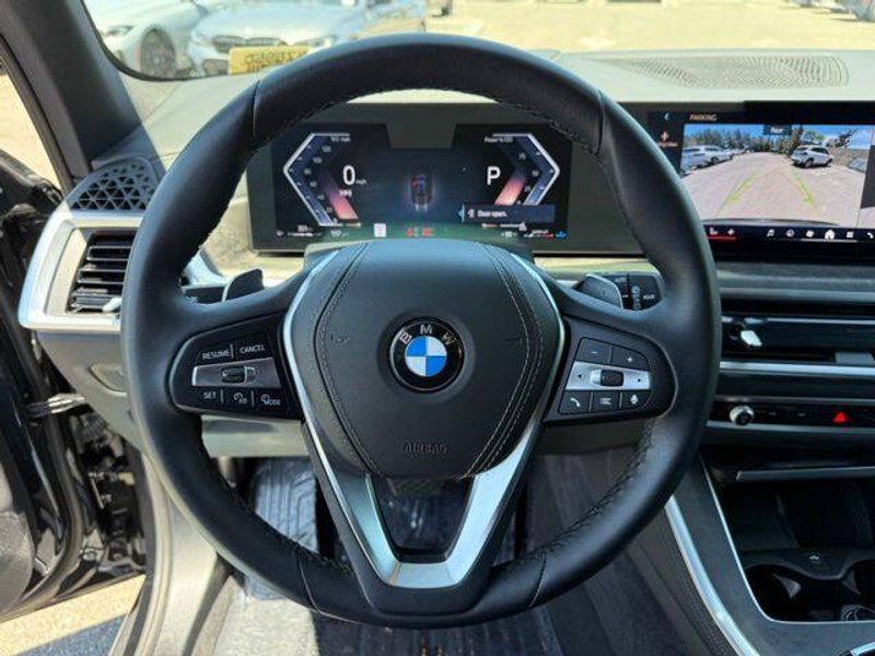 Used 2026 BMW X5 sDrive40iImage 24