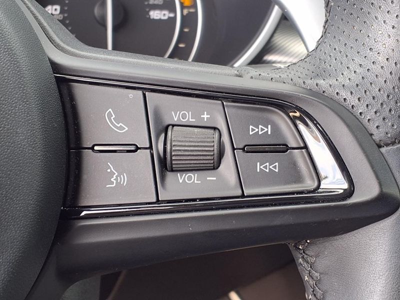2022 Alfa Romeo Stelvio VeloceImage 23