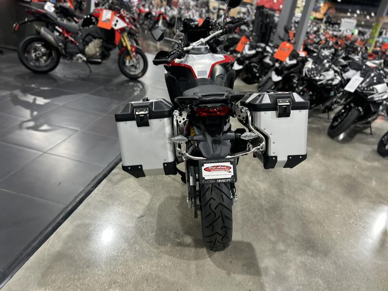 New 2025 Ducati MULTISTRADA V4 RALLY TRAVEL & RADAR SPOKED WHEELS Image 21