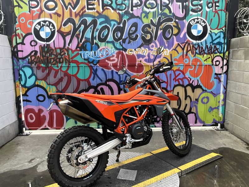 2023 KTM 690 ENDURO R Image 5