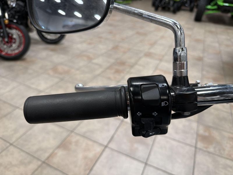 Used 2024 Kawasaki VULCAN 900 CLASSIC Image 22