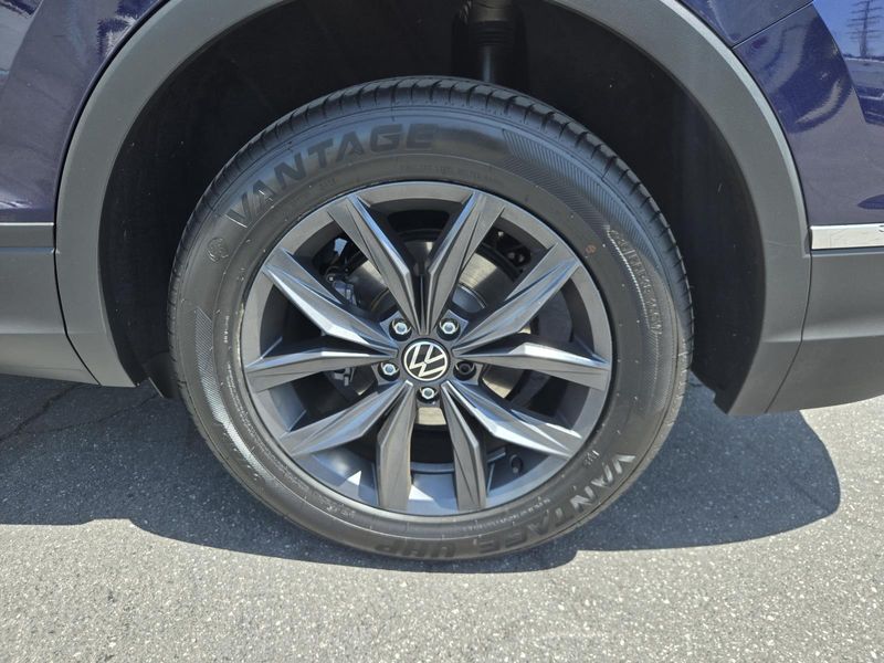 Used 2023 Volkswagen Tiguan 2.0T SE 4MOTION