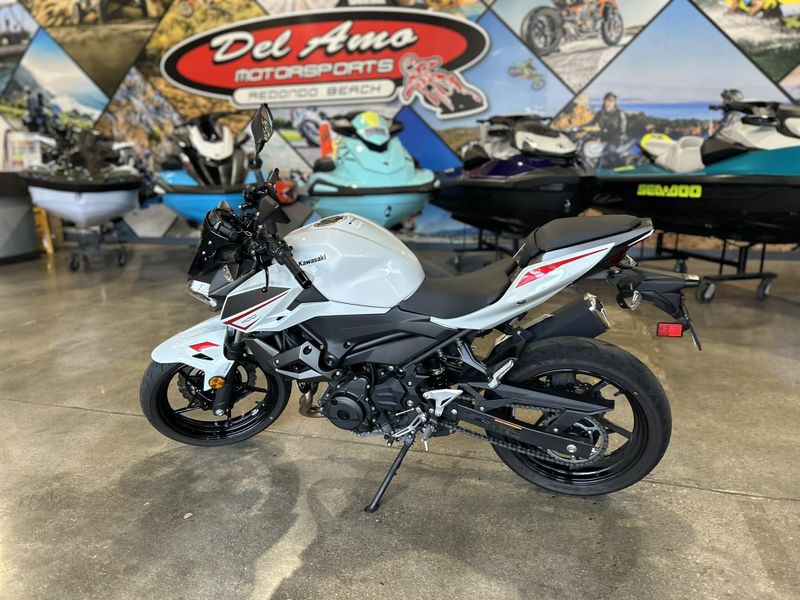 Used 2022 Kawasaki Z400 ABS Image 4