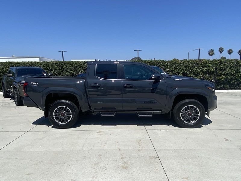 2024 Toyota Tacoma TRD Sport HybridImage 3