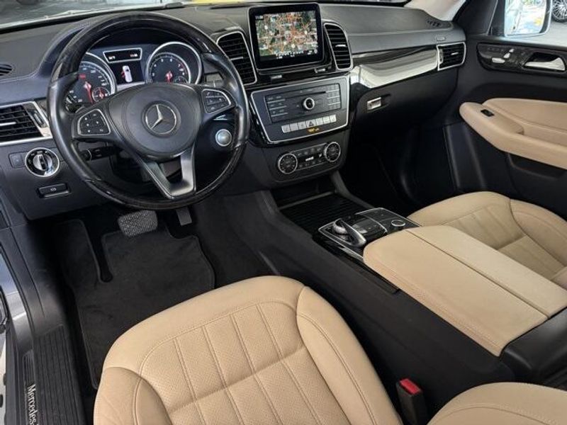 2017 Mercedes-Benz GLS 450Image 2