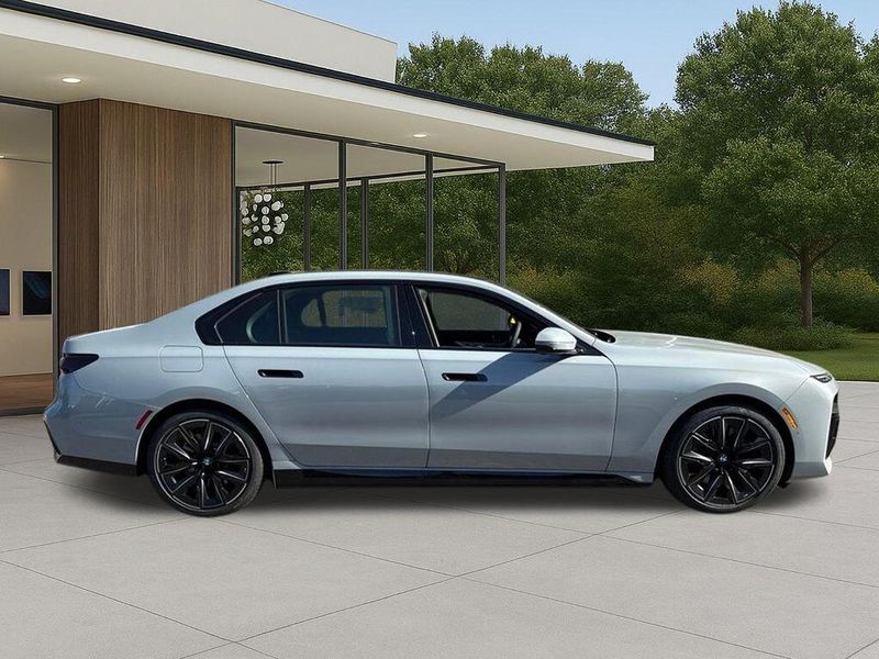 New 2026 BMW 7 Series 750e xDriveImage 7