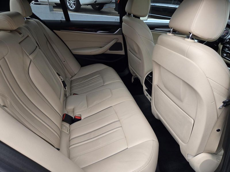 Used 2019 BMW 530i Sedan