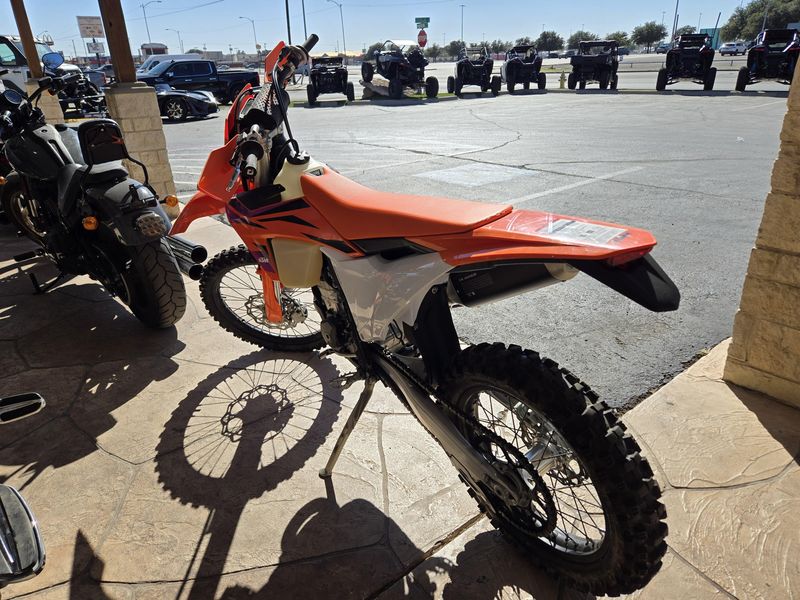 USED 2024 KTM XC 450 FW Image 5