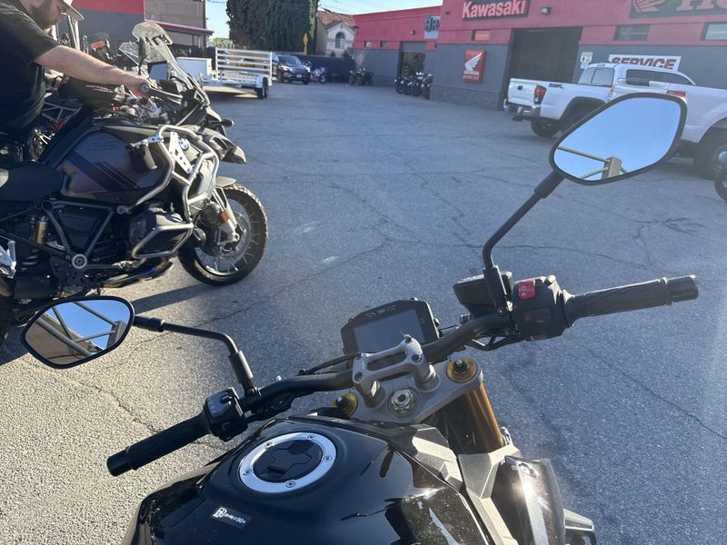 Used 2023 Suzuki GSX-S1000 Image 11