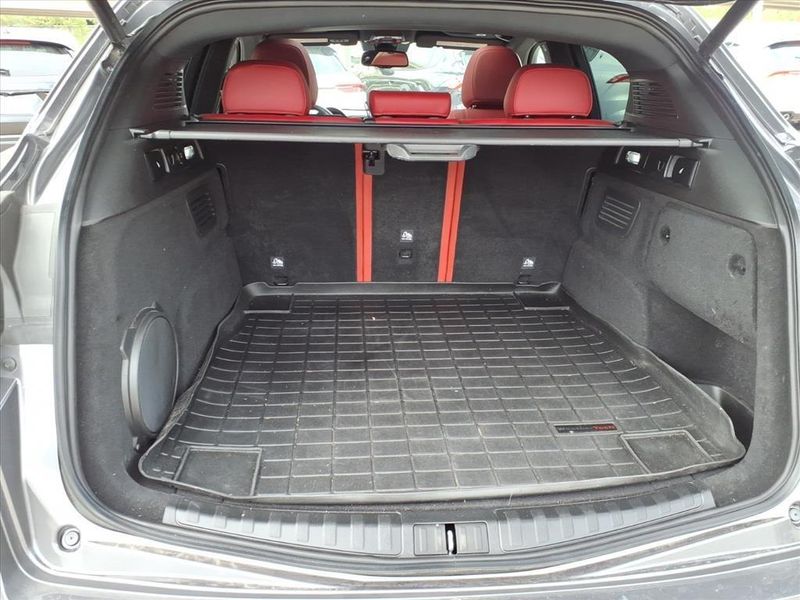Used 2024 Alfa Romeo Stelvio VeloceImage 12