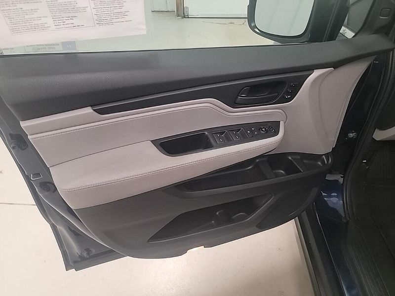 2018 Honda Odyssey EX-L photo 11