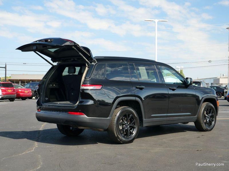 Used 2024 Jeep Grand Cherokee L Altitude