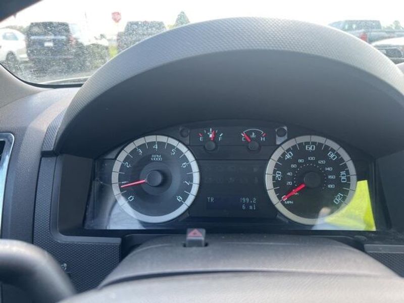 2011 Ford Escape LimitedImage 15