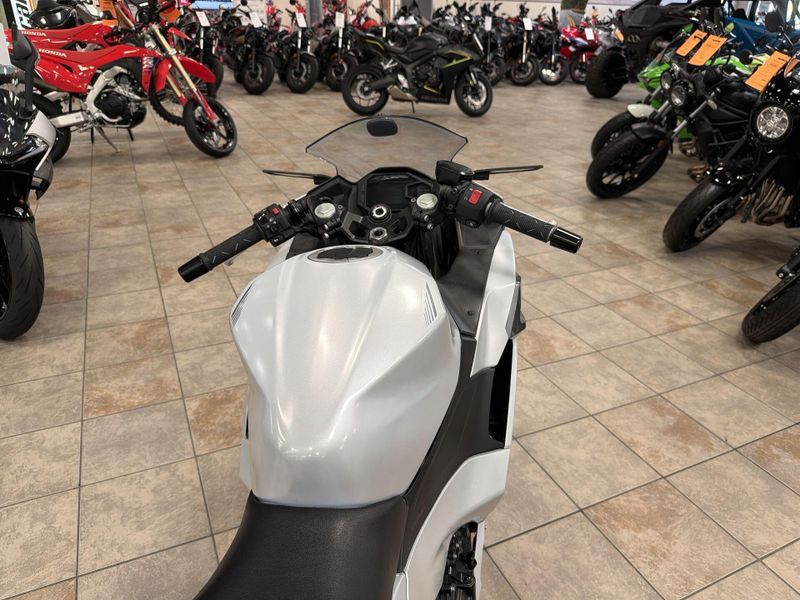 Used 2025 Kawasaki NINJA 500 Image 25