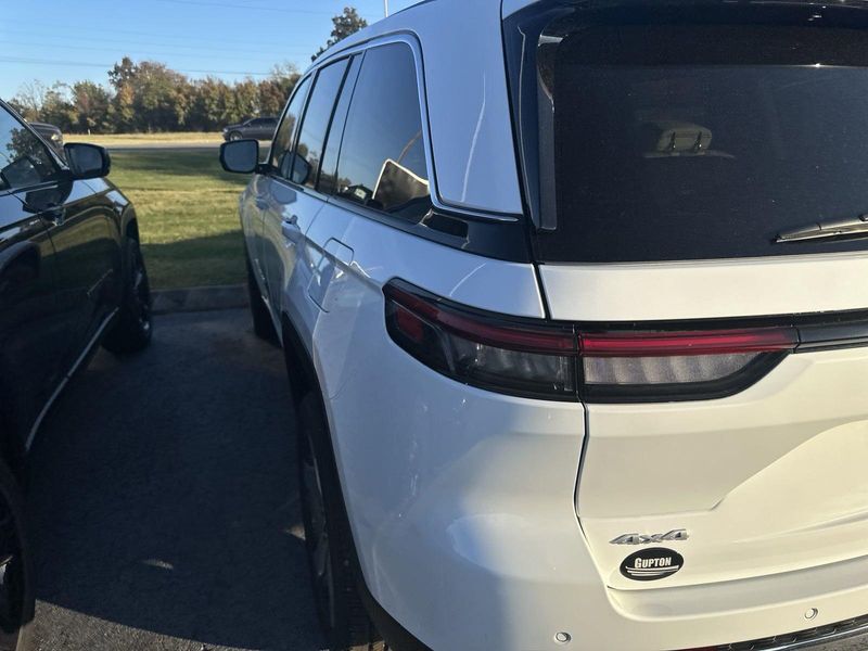 2025 Jeep Grand Cherokee Limited 4x4Image 9