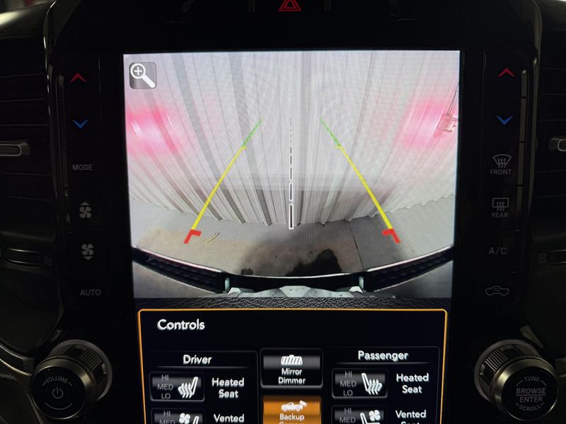 Used 2020 RAM 1500 LaramieImage 10