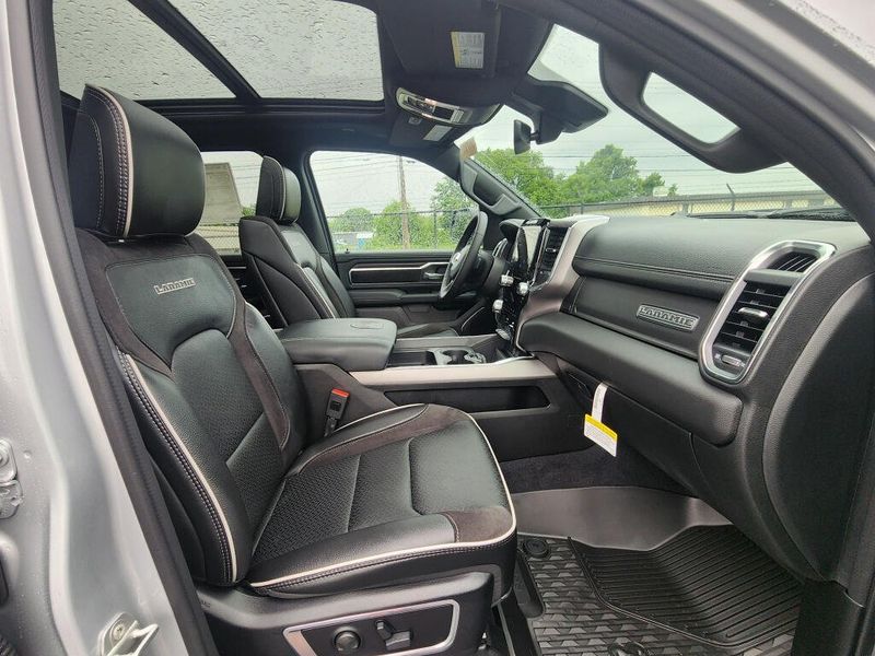 New 2026 RAM 1500 Laramie Crew Cab 4x4 5'7' Box