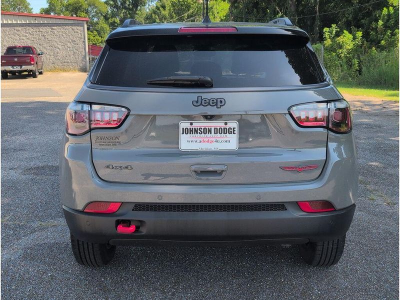 Used 2022 Jeep Compass TrailhawkImage 4