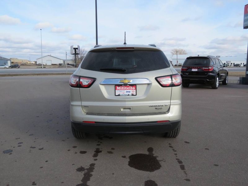 Used 2014 Chevrolet Traverse LT AWD 4dr SUV w/2LTImage 6
