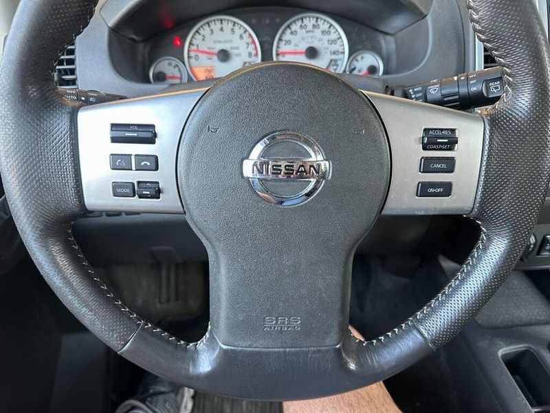 2015 Nissan Xterra PRO-4XImage 3