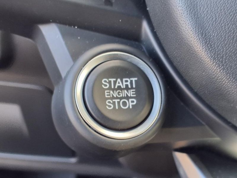 Used 2022 Alfa Romeo Stelvio VeloceImage 7