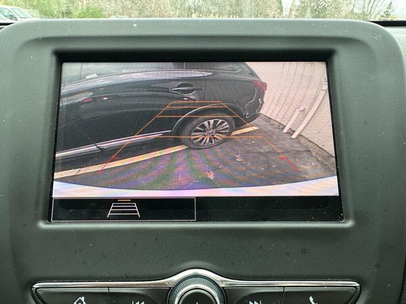 2022 Chevrolet Equinox LSImage 5