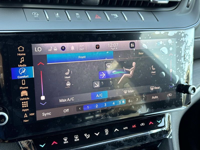 New 2026 Jeep Grand Cherokee L Laredo Altitude 4x4