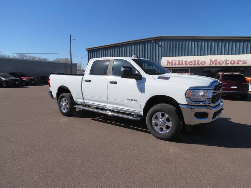Used 2024 RAM 2500 Big Horn 4x4 4dr Crew Cab 6.3 ft. SB PickupImage 2
