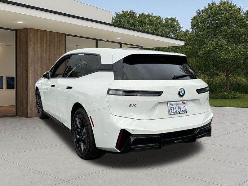Used 2026 BMW iX xDrive60Image 12