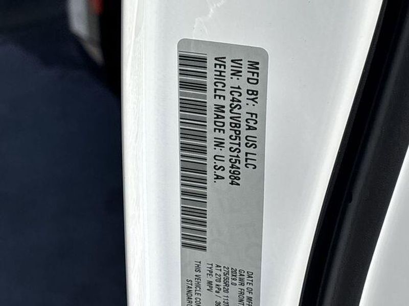 2026 Jeep Grand Wagoneer Limited Altitude 4x4Image 24