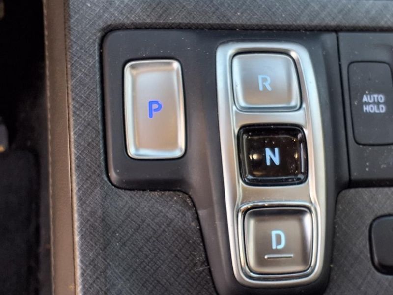 Used 2024 Hyundai Palisade LimitedImage 24