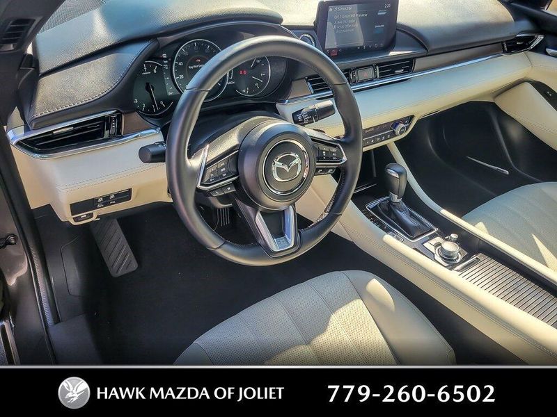 2020 Mazda Mazda6 Signature photo 6