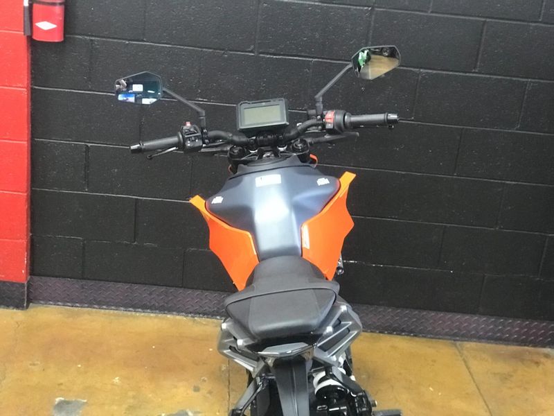 New 2024 KTM 250 DUKE Image 24
