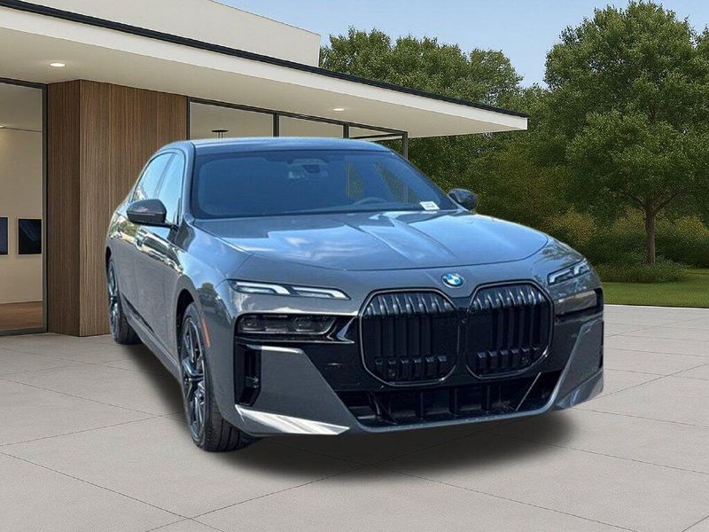New 2026 BMW 7 Series 760i xDriveImage 5