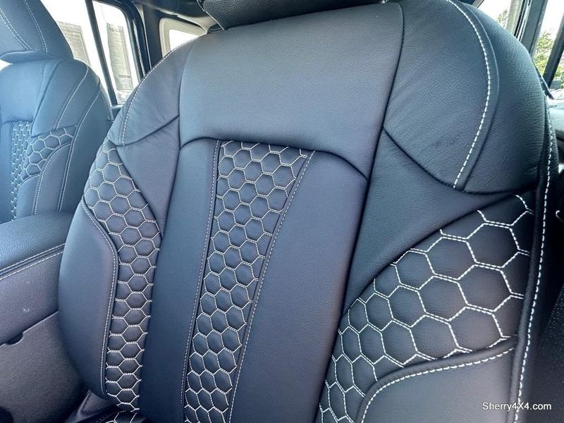 2023 Jeep Wrangler 4-door Sport Altitude 4x4Image 23