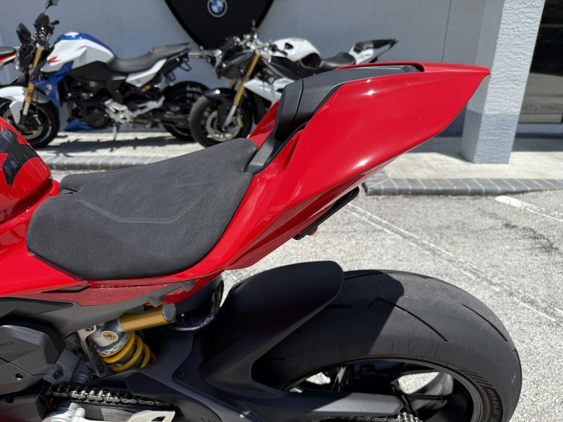 Used 2025 Ducati Panigale V4 
