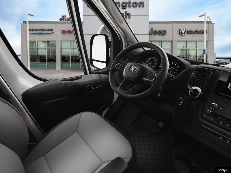 2024 RAM ProMaster 2500 Low Roof 136 WBImage 21