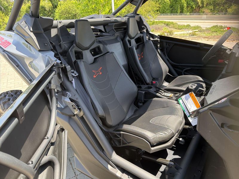 New 2026 Can-Am MAVERICK X3 X TURBO Image 24