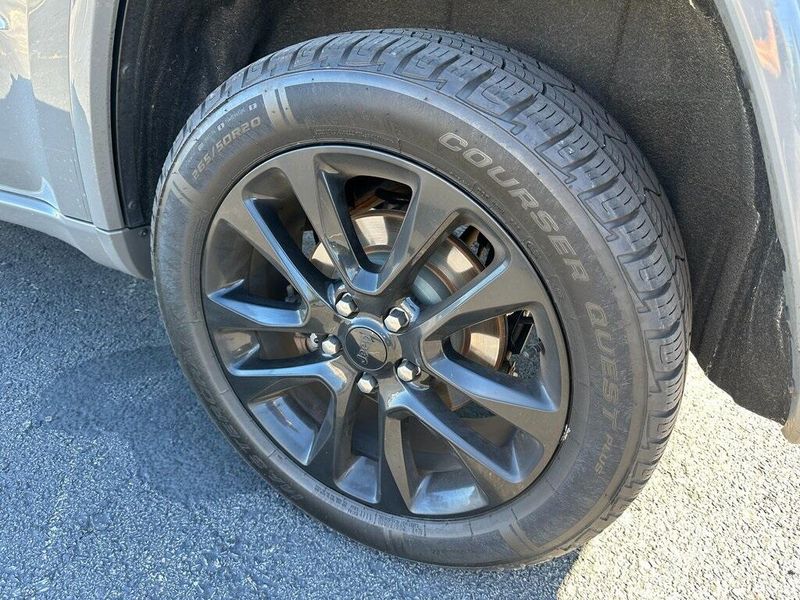 2020 Jeep Grand Cherokee Altitude photo 13