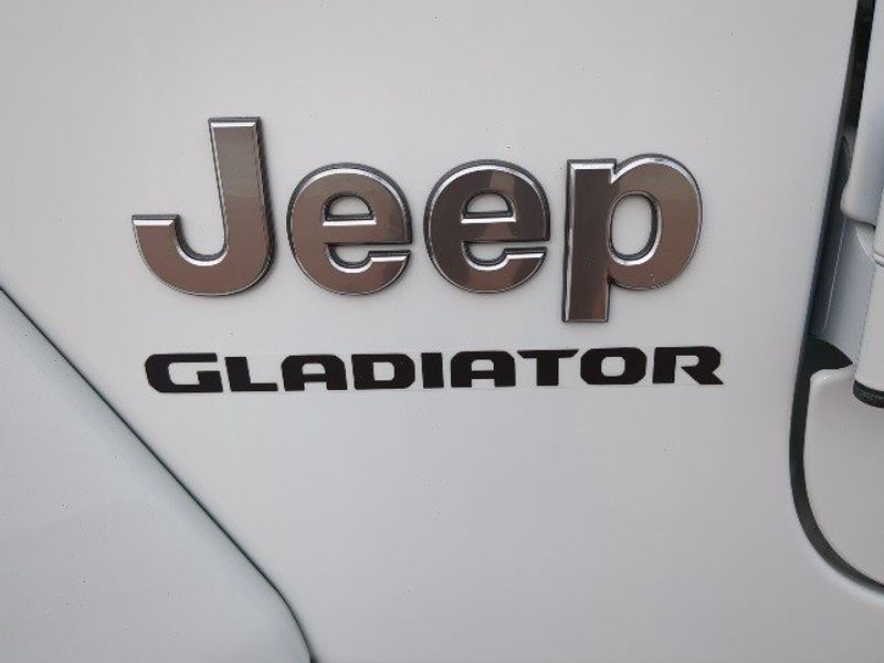2022 Jeep Gladiator Overland 4x4Image 24