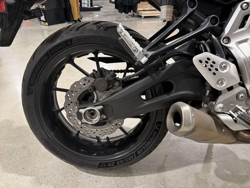 Used 2016 Yamaha FZ-07 Image 21