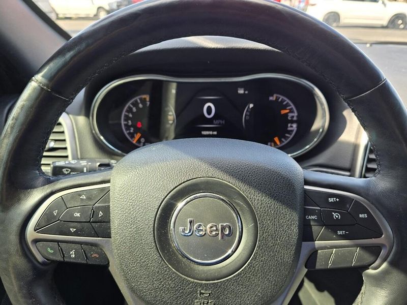 2018 Jeep Grand Cherokee Altitude photo 13