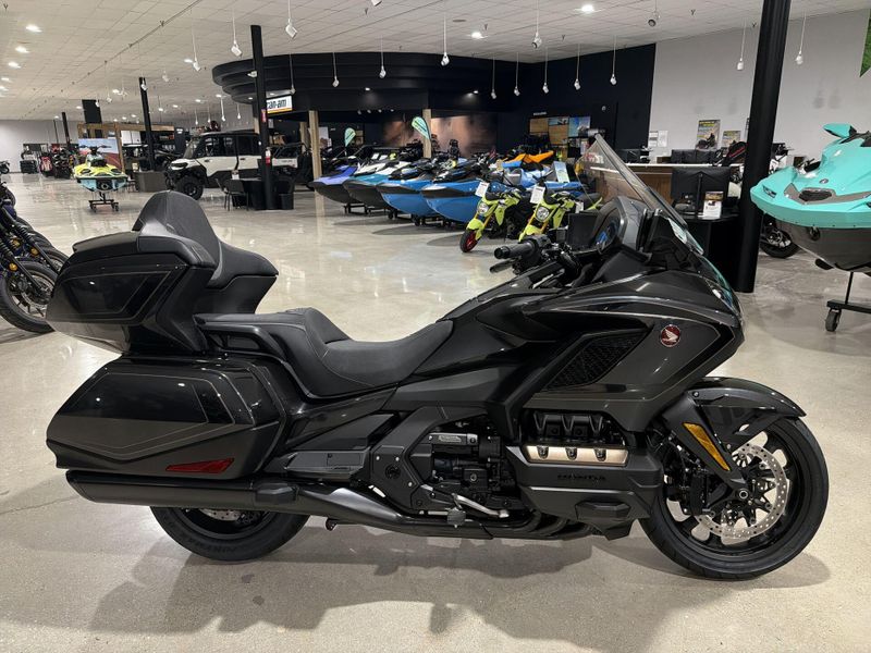 New 2026 Honda GOLDWING TOUR DCT Image 18