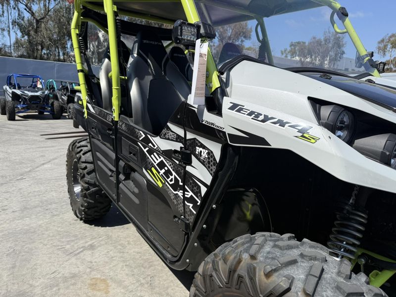 Used 2024 Kawasaki TERYX4 S LE Image 14